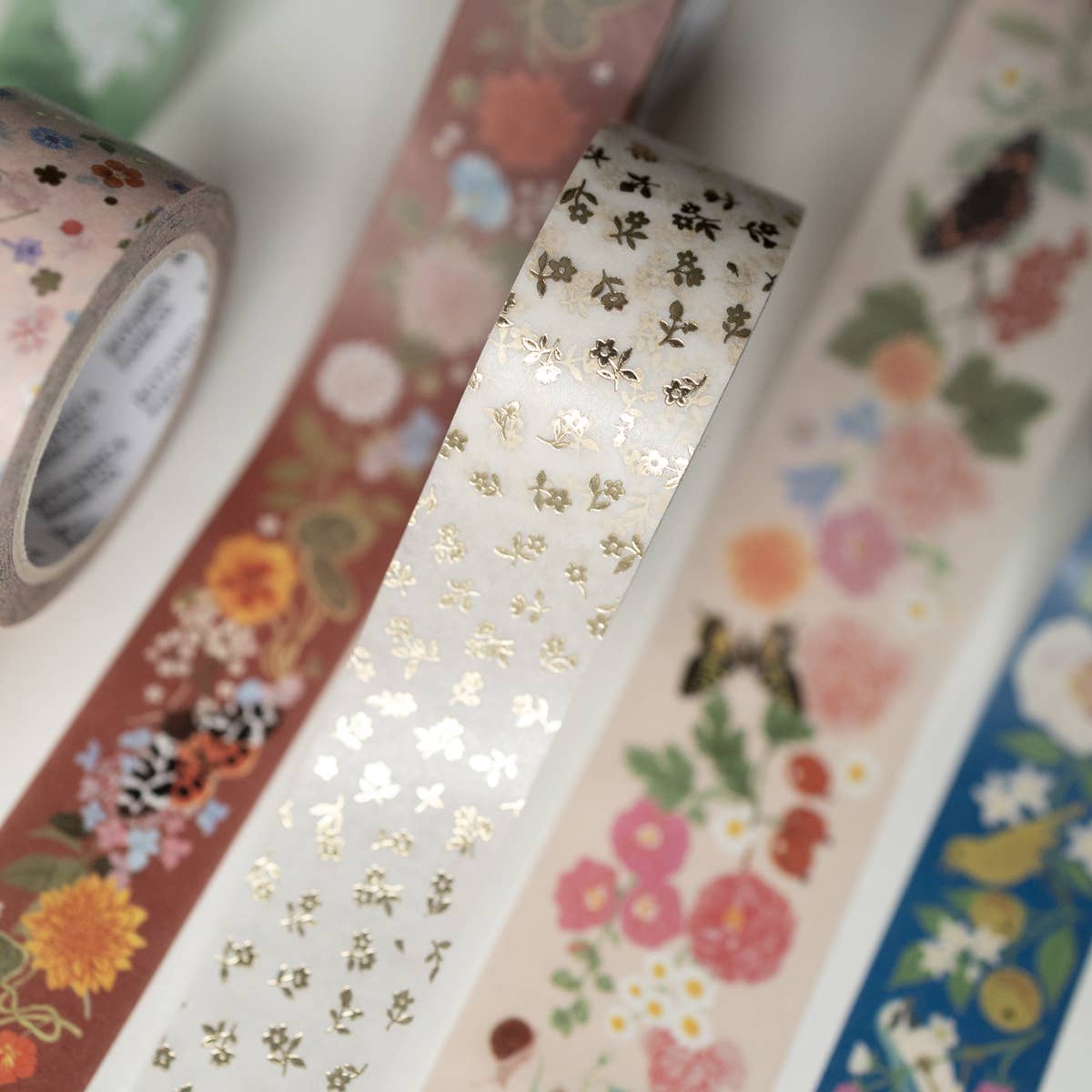 GOLD PETITE FLORA | WASHI TAPE