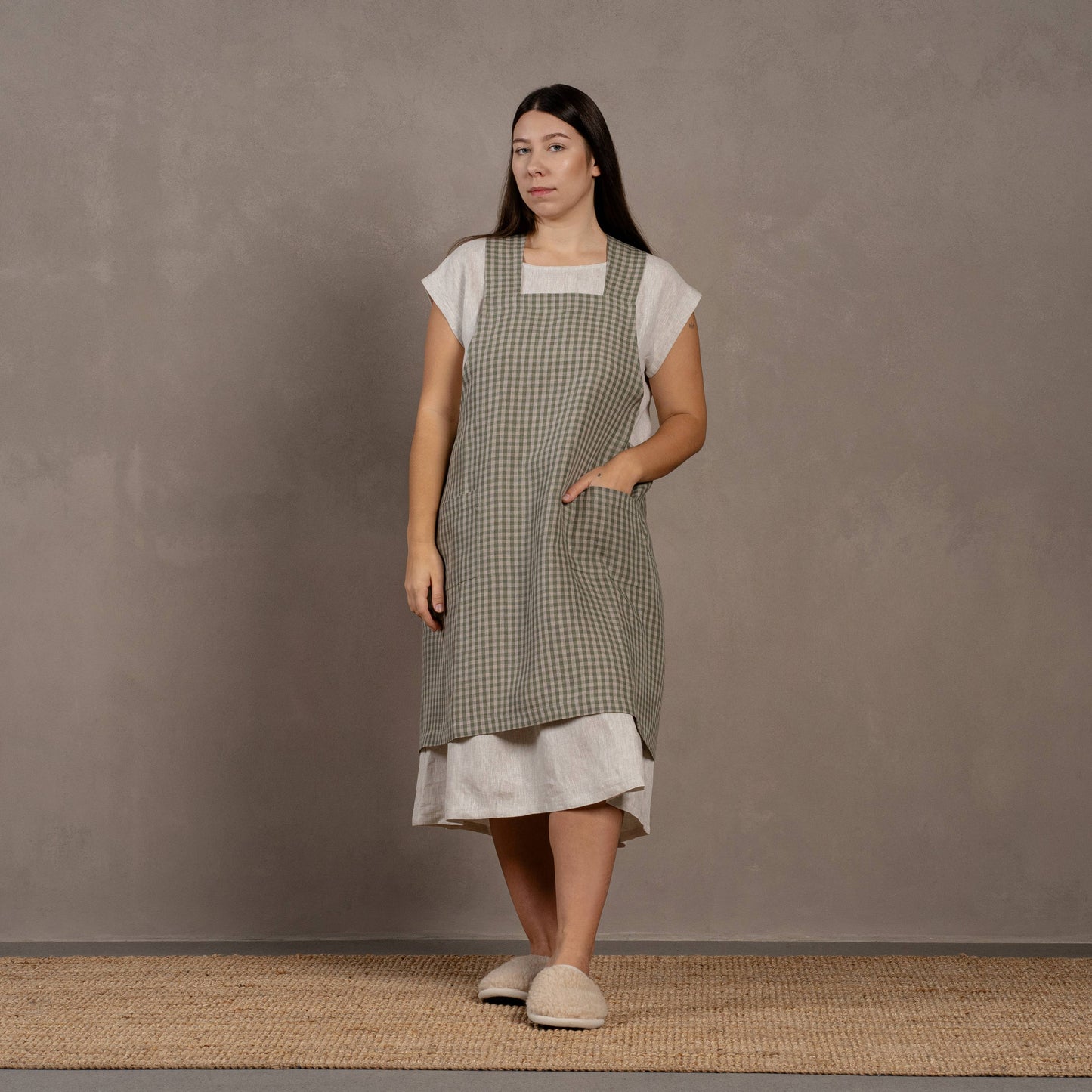 Linen Cross-Back Apron- Stone Green