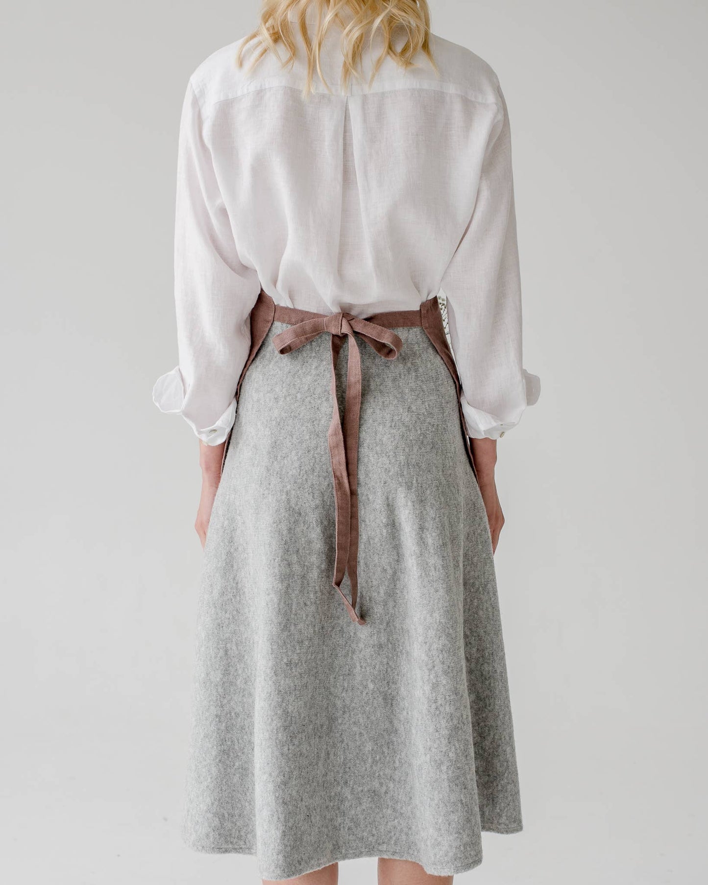Linen Daily Apron- Ashes of Roses