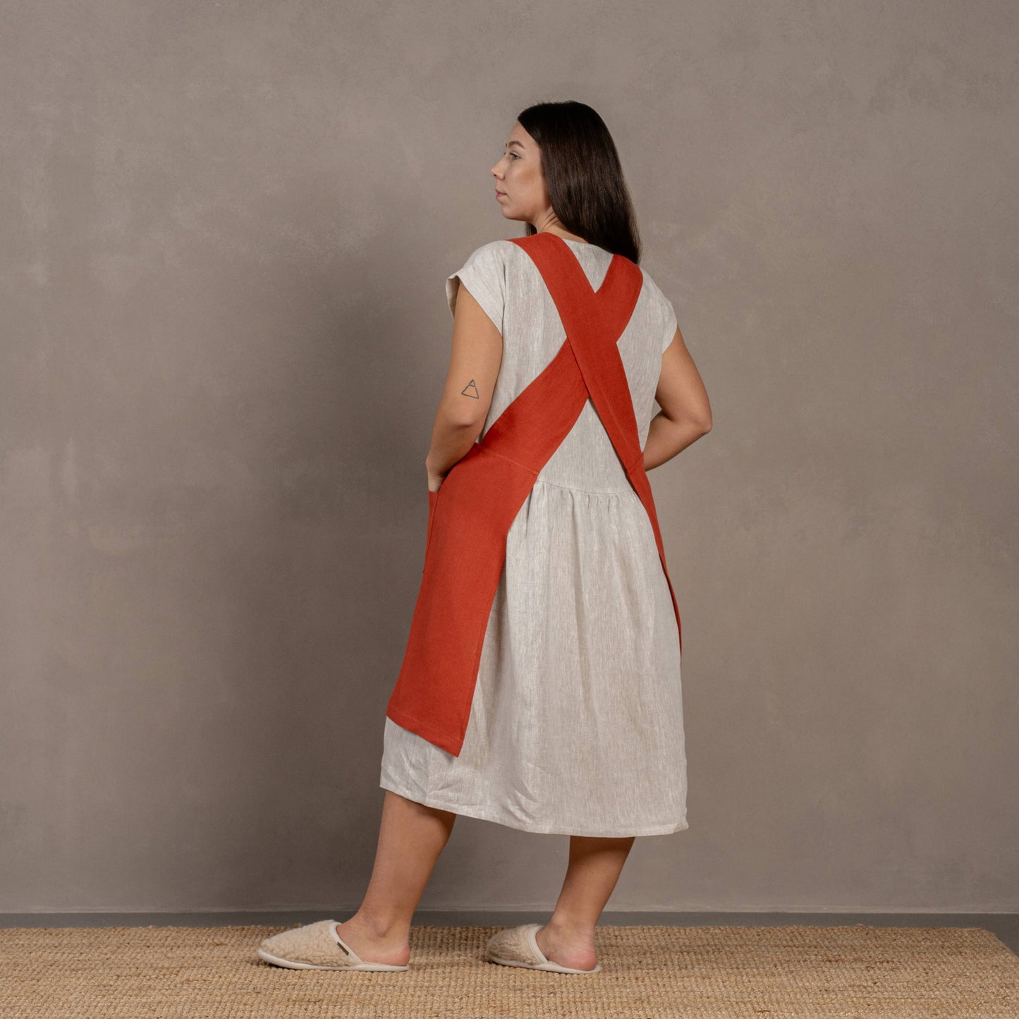 Linen Cross-Back Apron- Stone Green