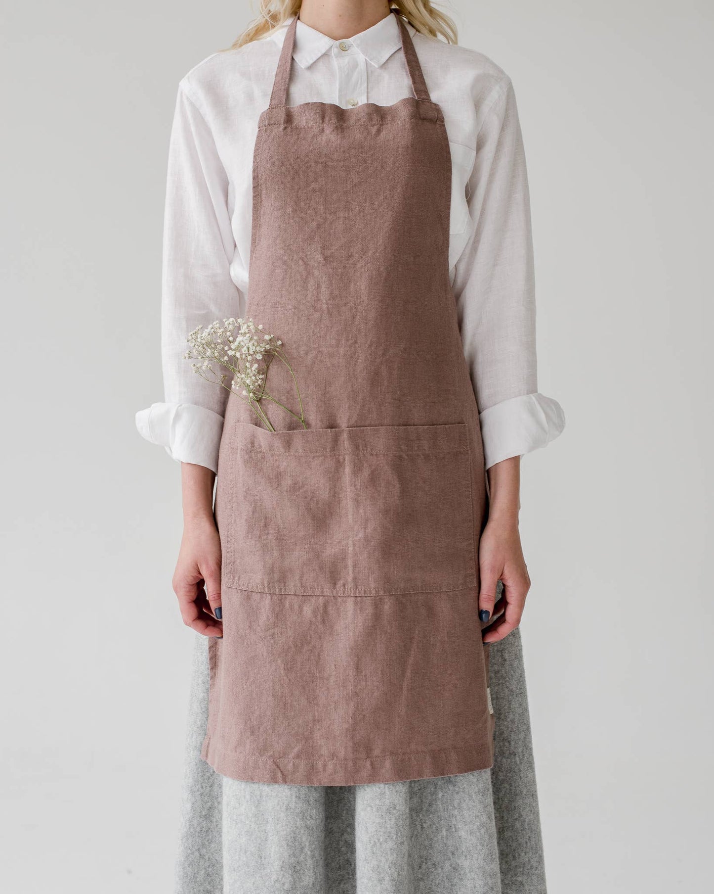 Linen Daily Apron- Ashes of Roses