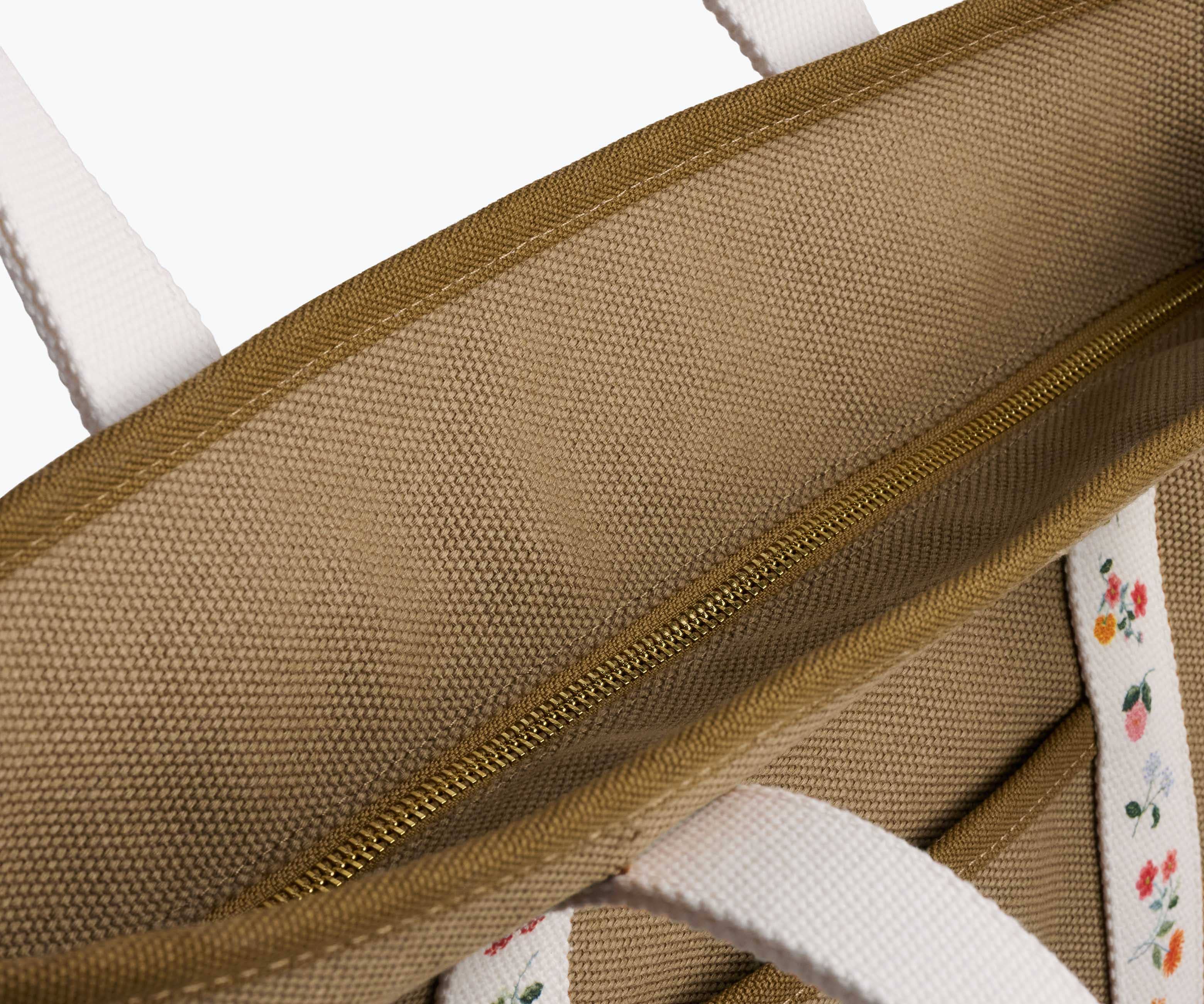 Ditsy Dahlia Canvas Carry All