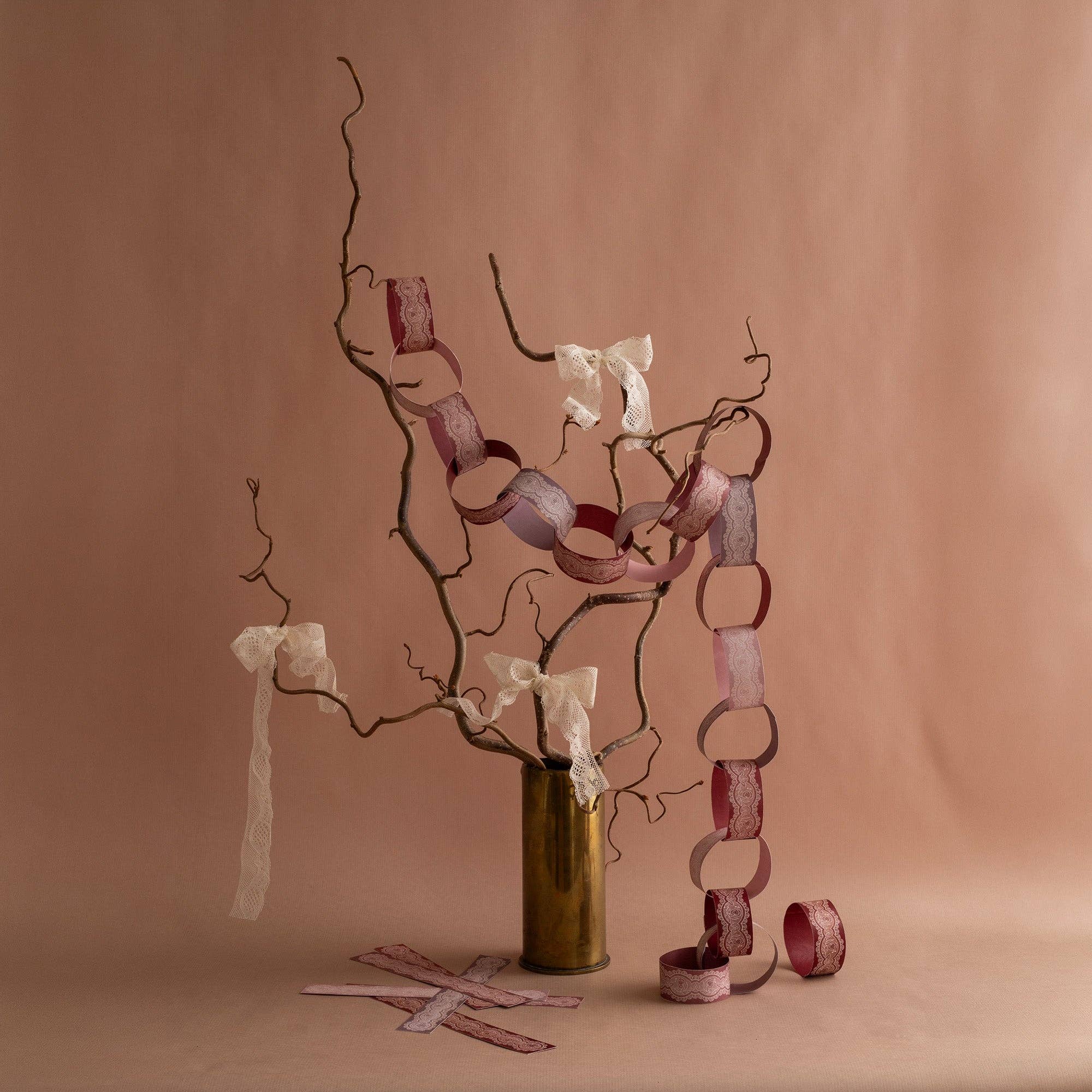 Paper Chains - Antique Lace