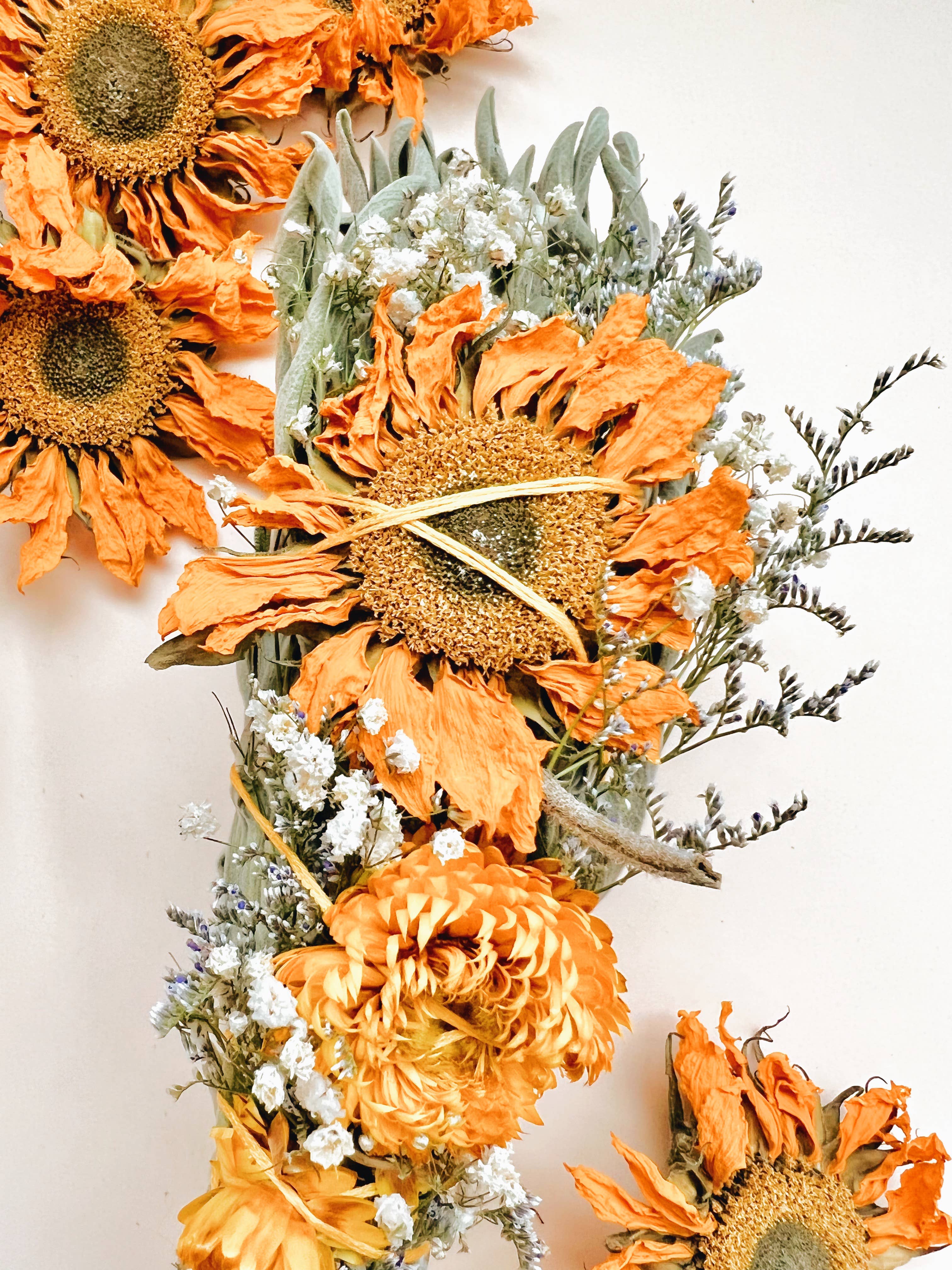 SUNSHINE PRAIRIE Floral Sage Smudge Bundle - Smoke Cleanser