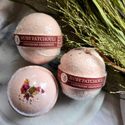 Gnat & Bee Ruby Patchouli: Bath Bomb