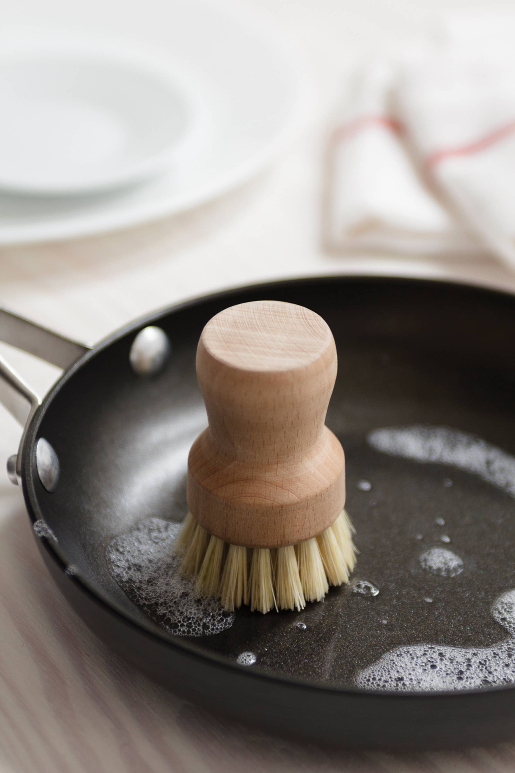 Fox Run Small Natural Pot Brush with Fiber Bristles, 3"