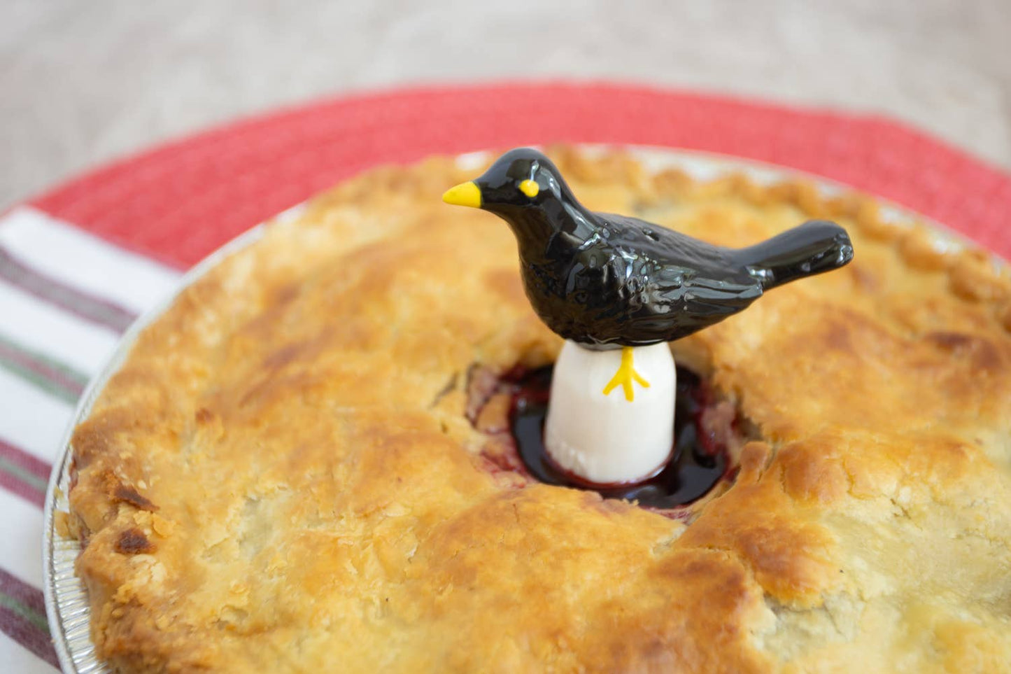 Fox Run Blackbird Pie Vent, Pie Bird For Baking, 3” x 3.25”