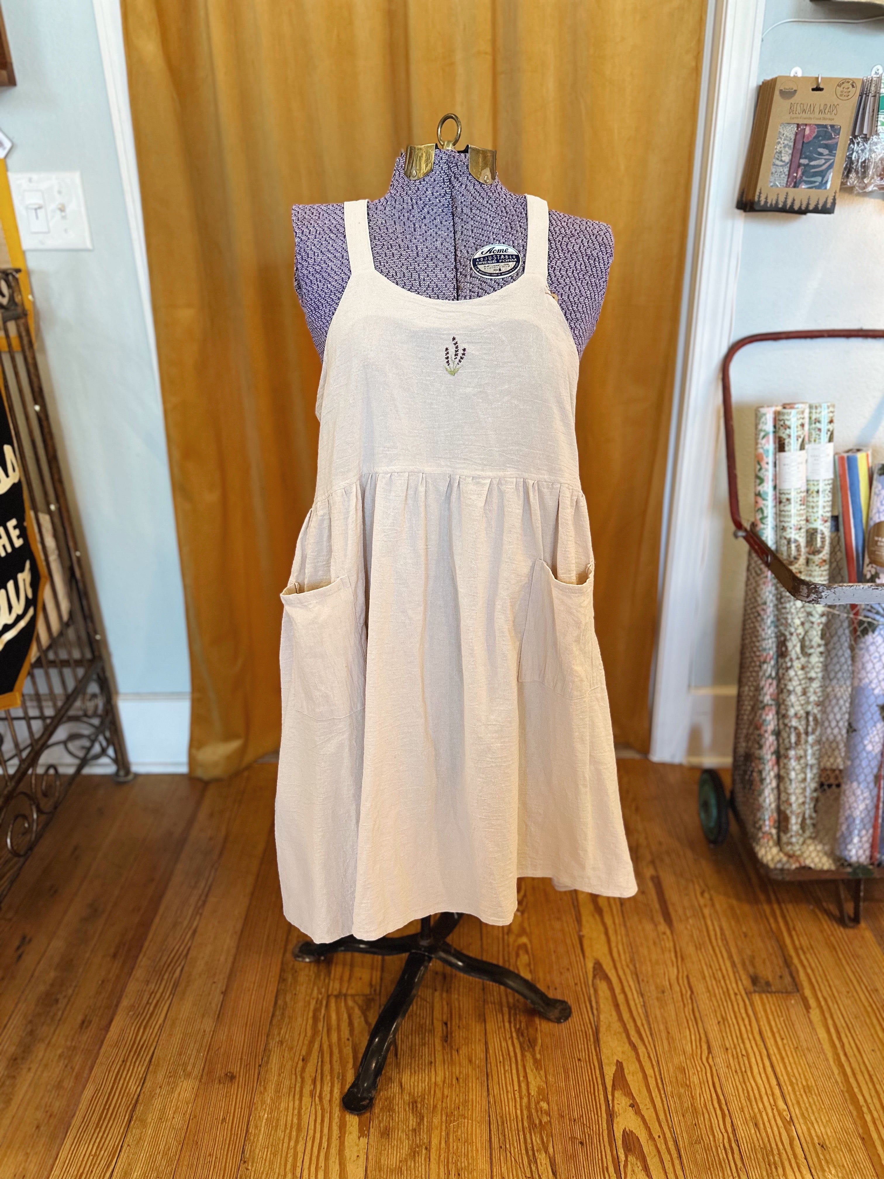 Springfield Mercantile Co. Embroidered Apron