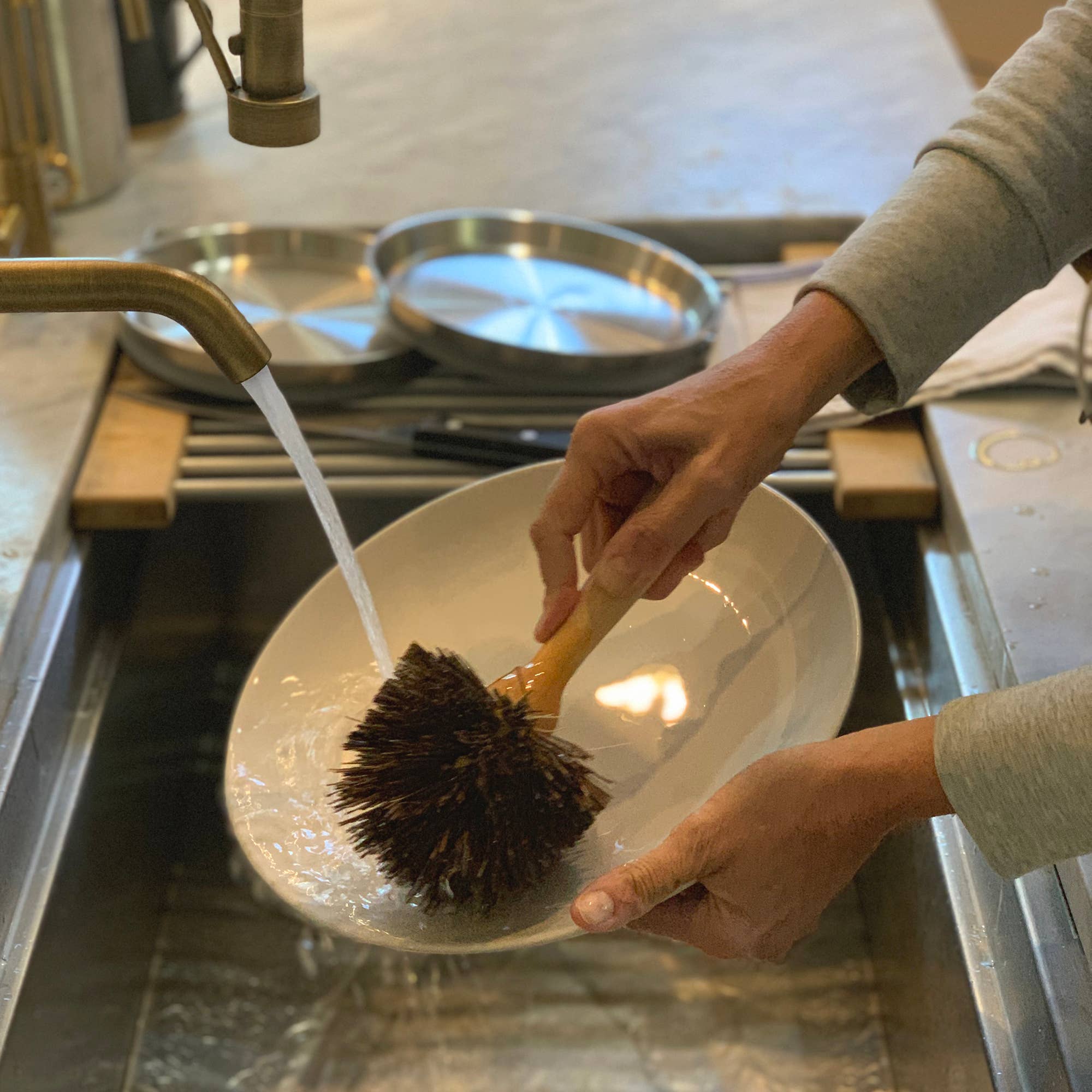 Fox Run Natural Dish Brush, Bassine, 8.5"