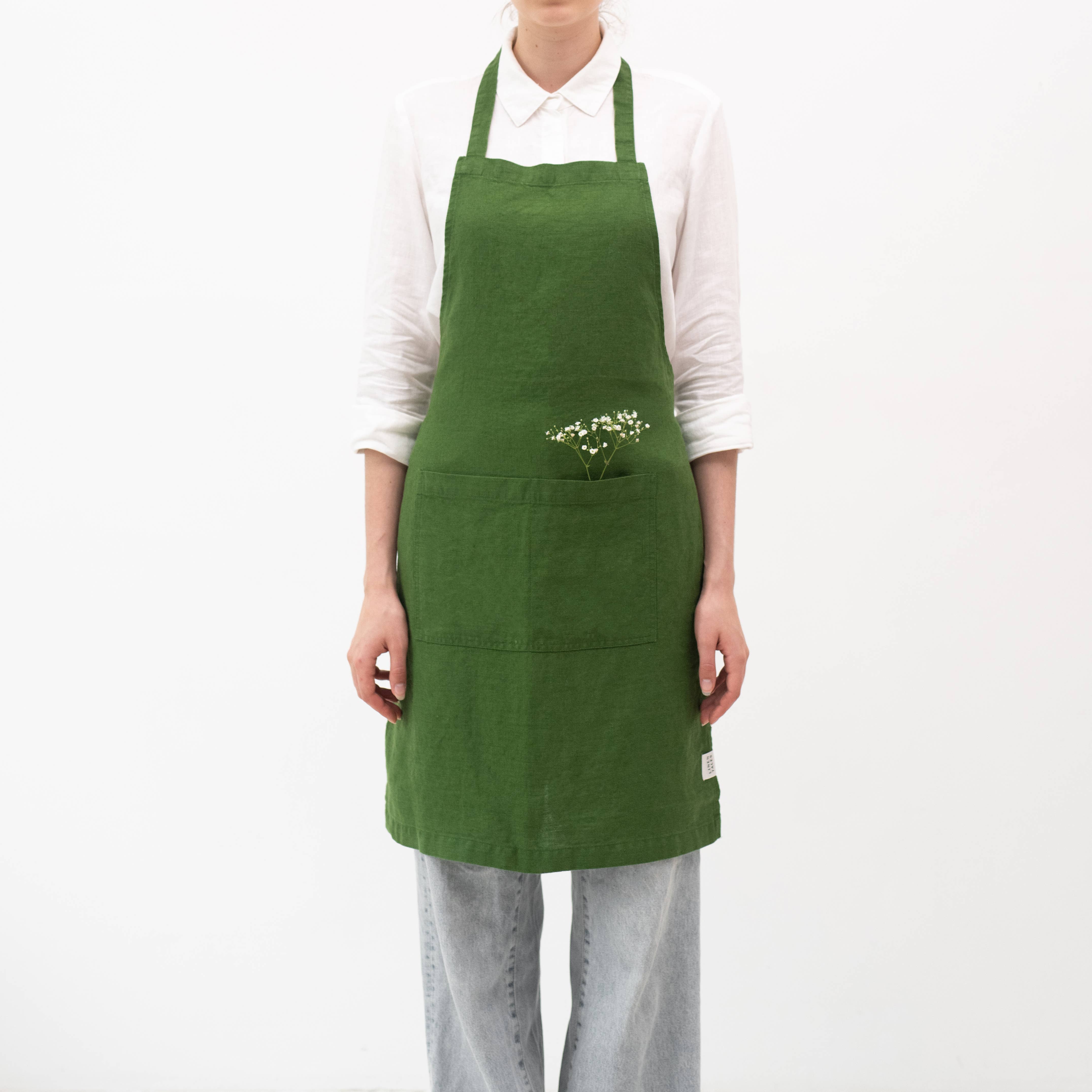 True Green Linen Daily Apron – SPRINGFIELD MERCANTILE CO.