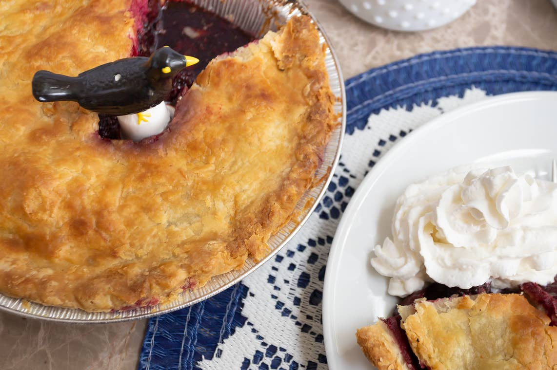 Fox Run Blackbird Pie Vent- Pie Bird For Baking