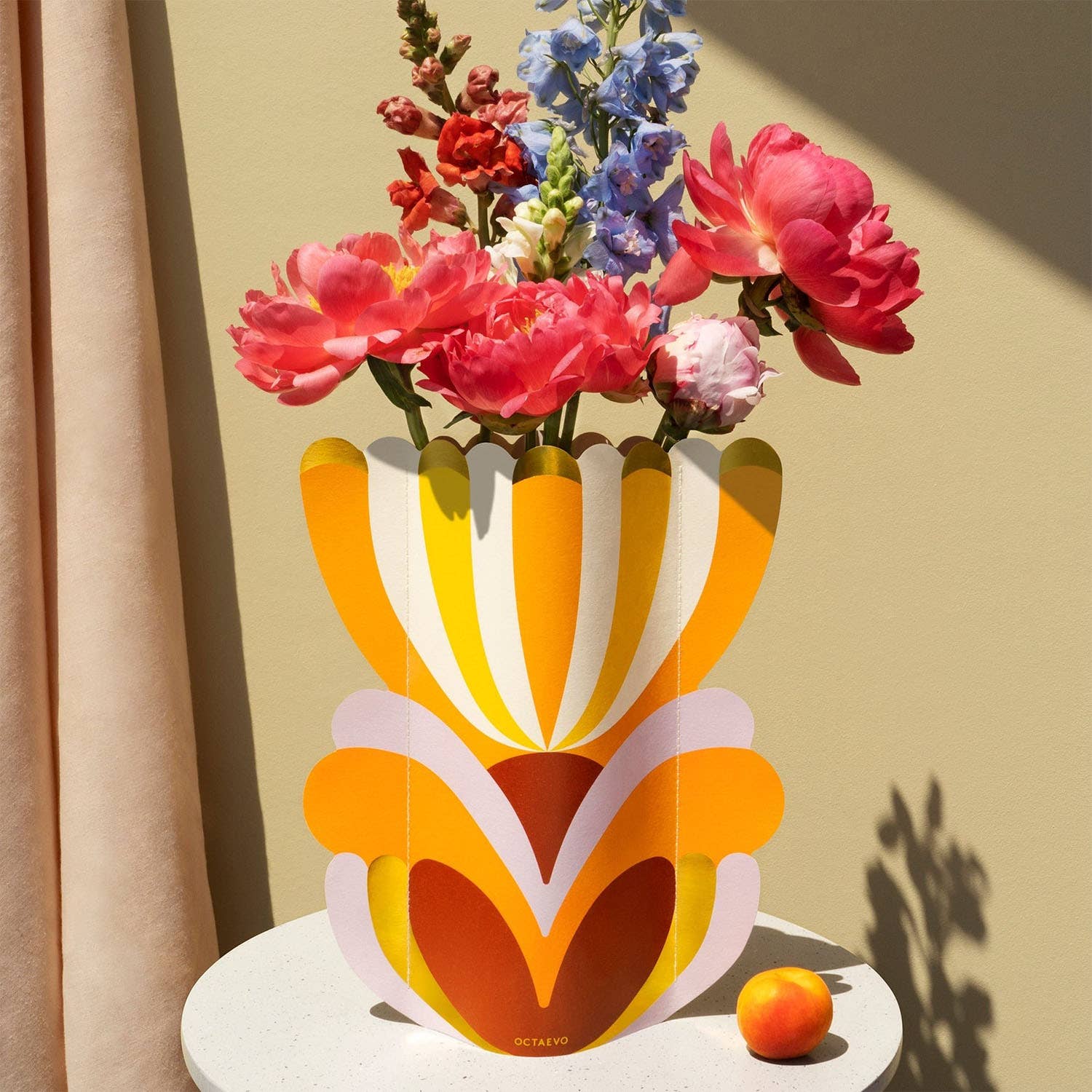Elysia Paper Vase by Octaevo | Botanical Design