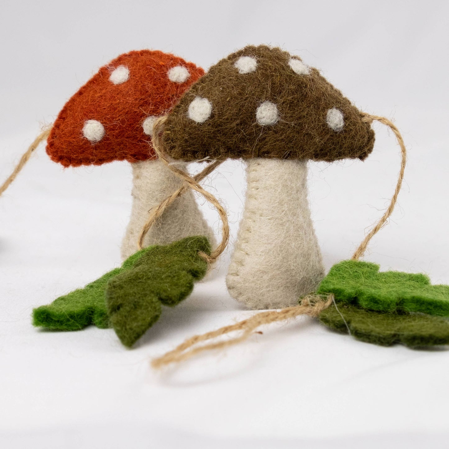 Spring Decor Felt Multi-Color Spotted Mushroom Garland
