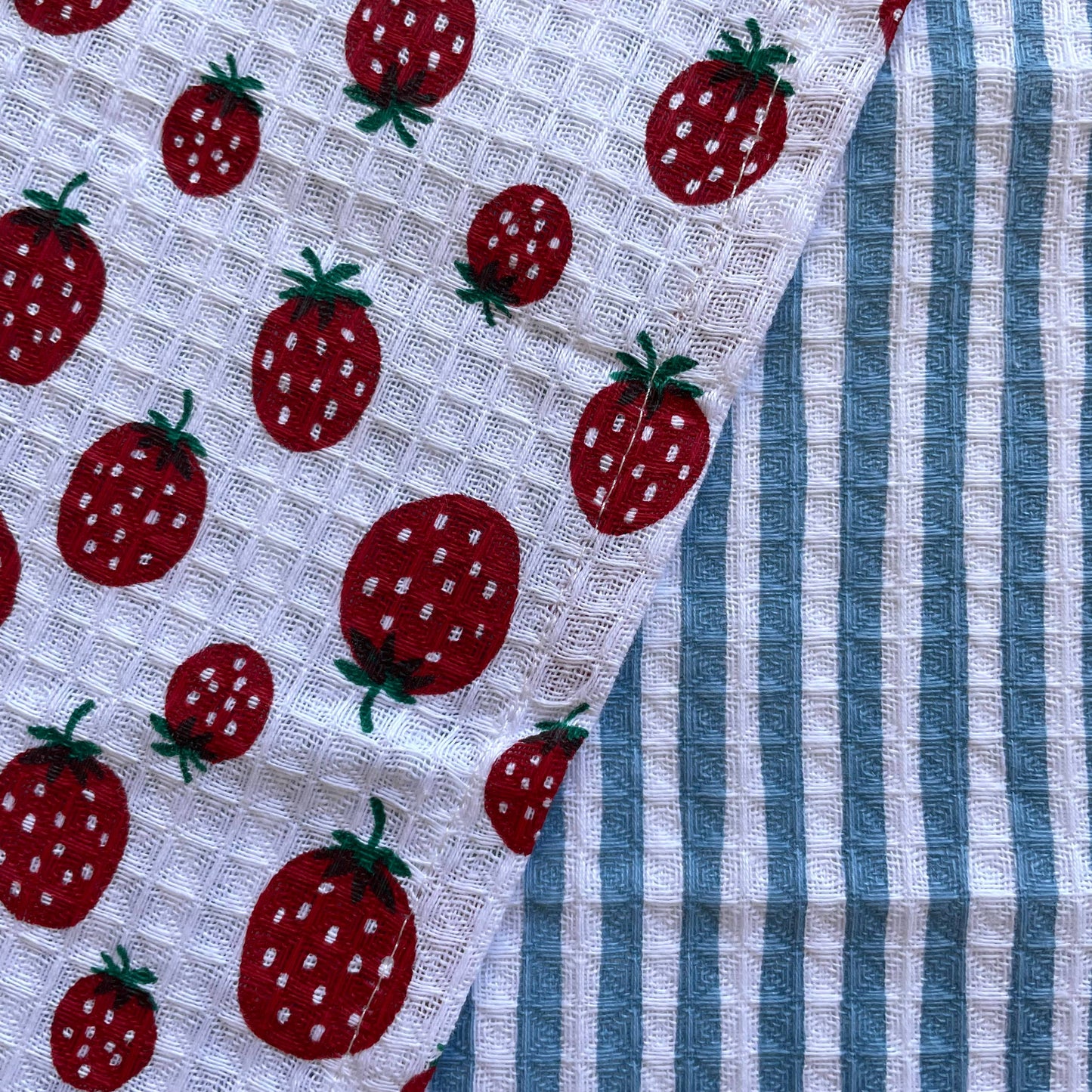 100% cotton strawberry stripe kitchen dishcloths - set of 2