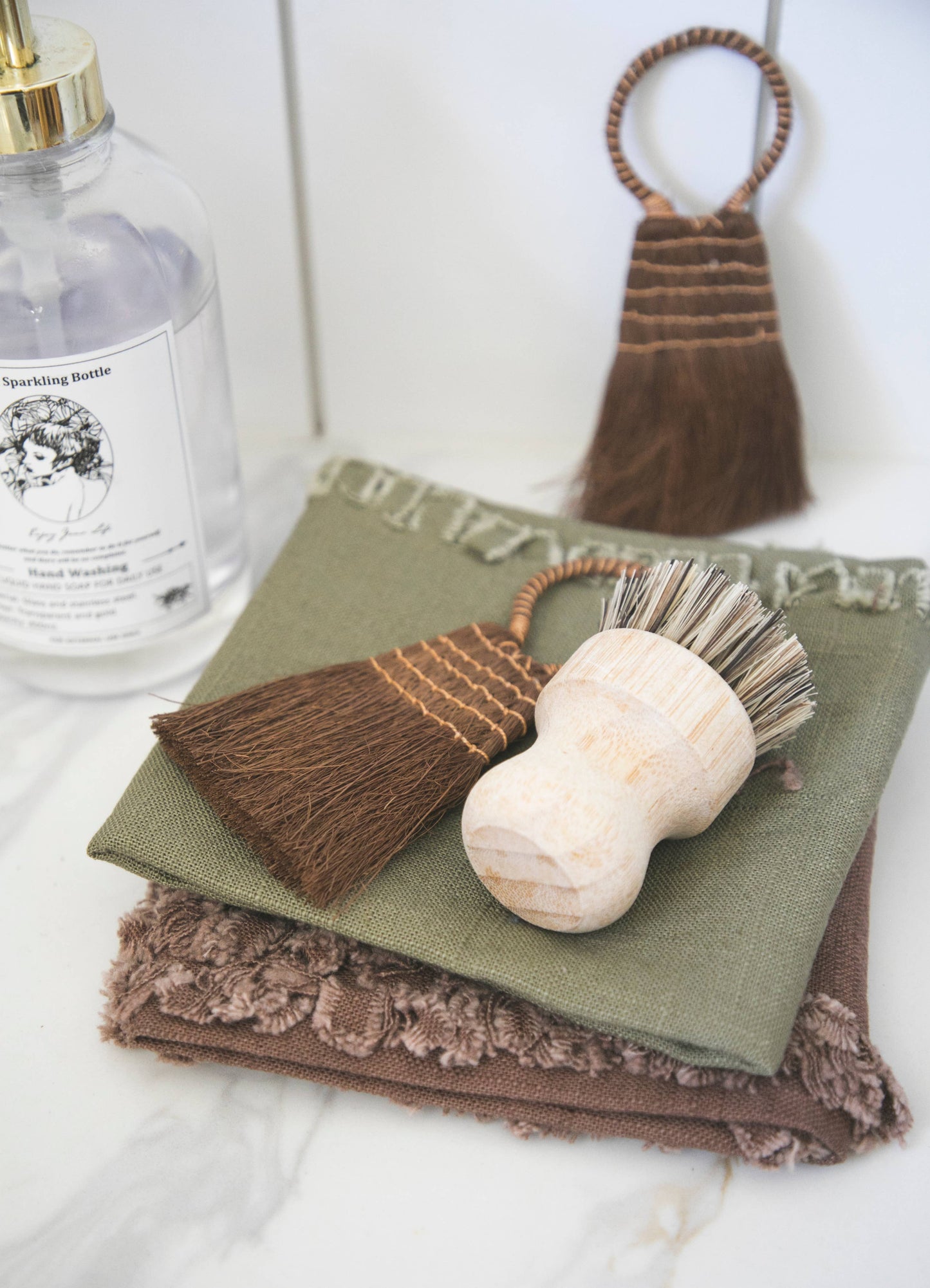 Wood Palm Pot Brush