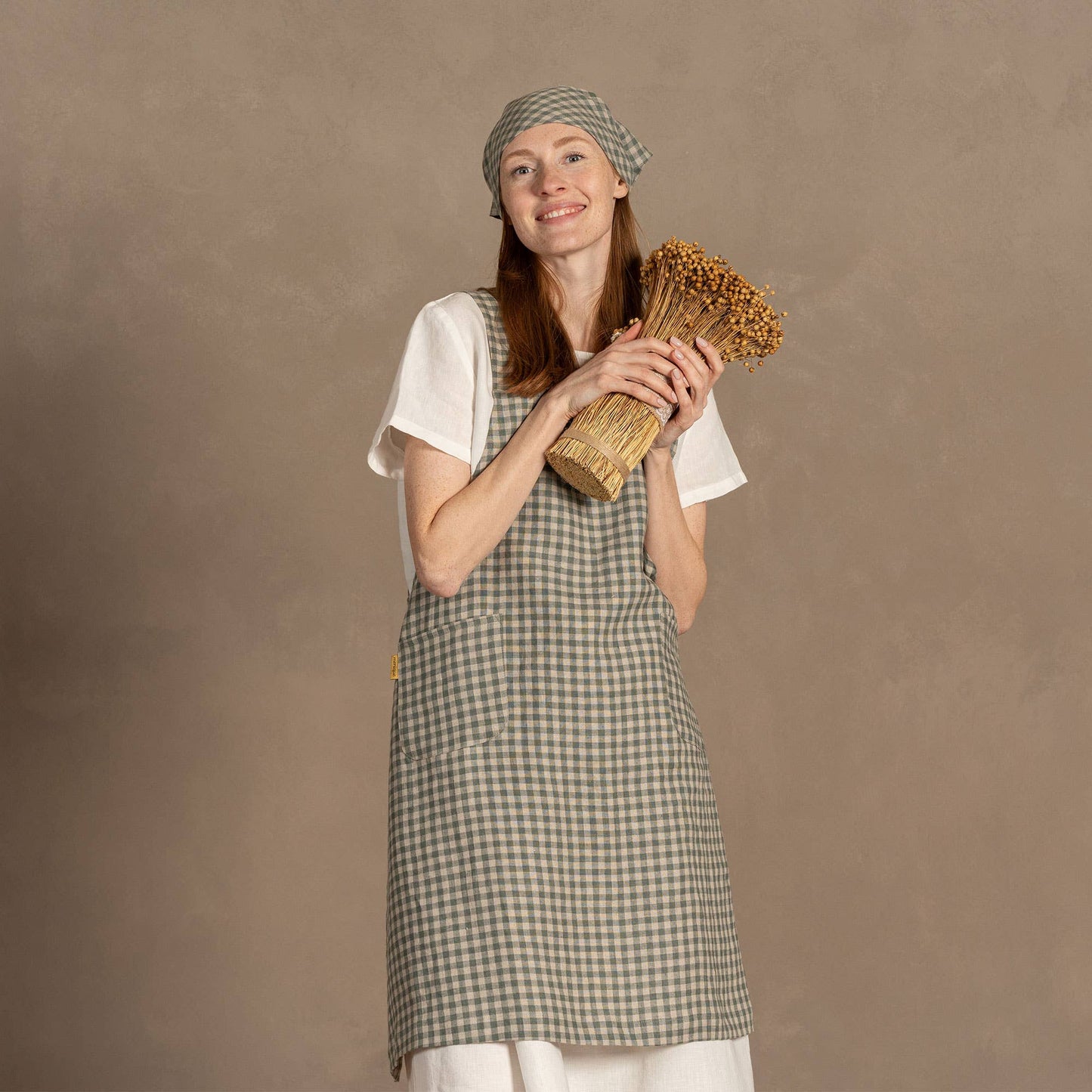 Linen Cross-Back Apron- Green Check