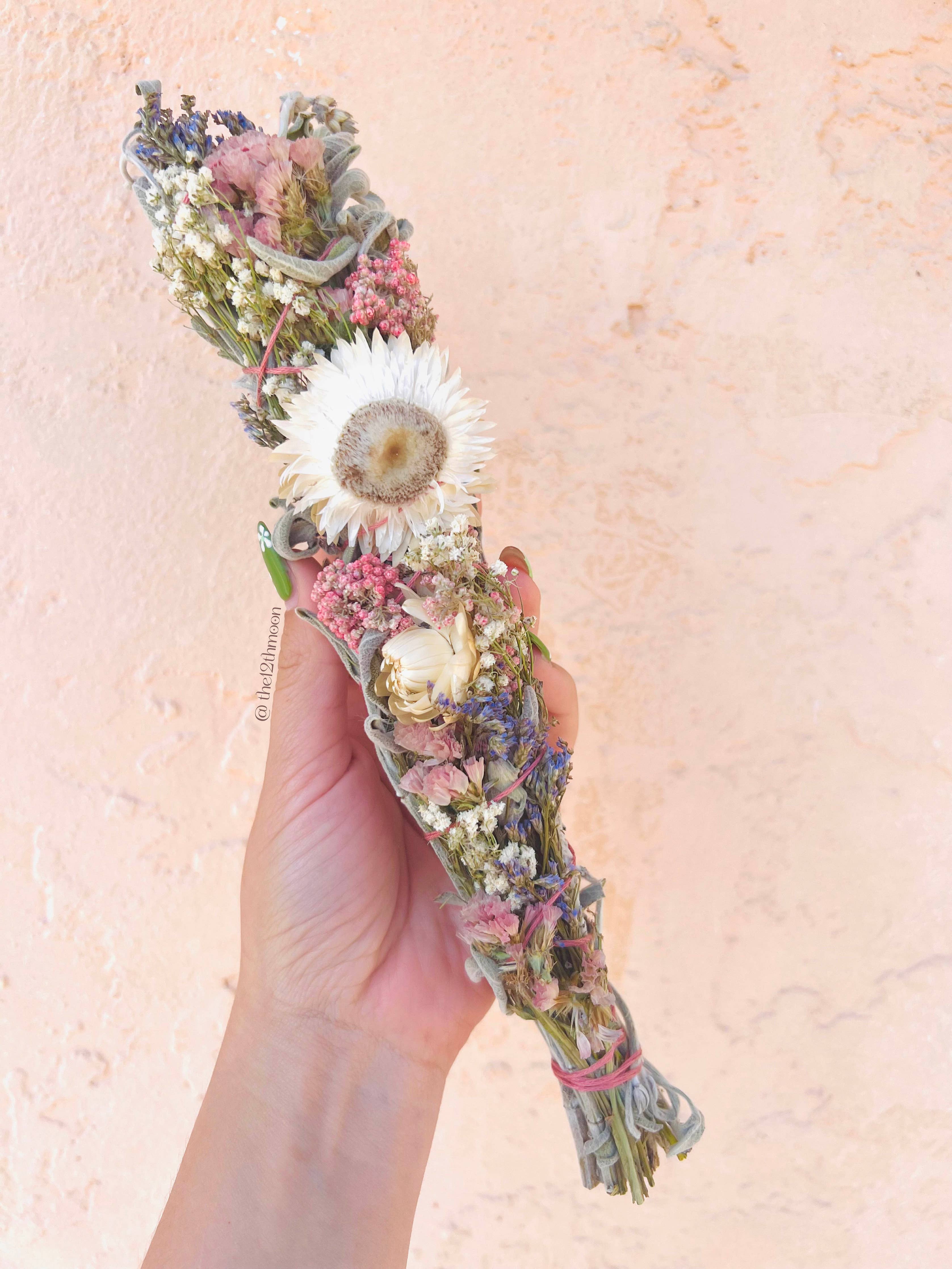 The 12th Moon PRAIRIE Floral Sage Smudge Bundle - Botanical Smoke Cleanser