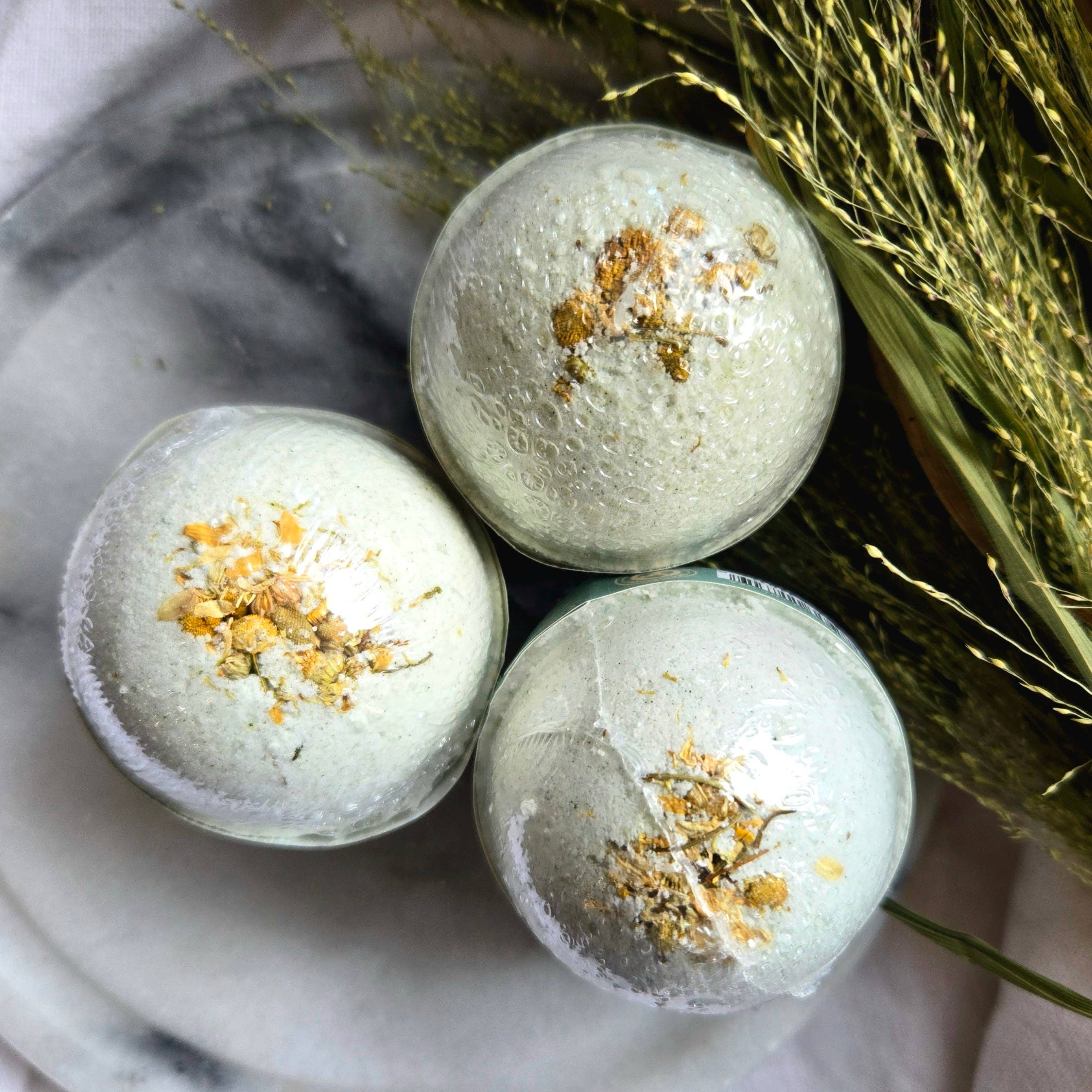 Gnat & Bee Refresh : Bath Bomb
