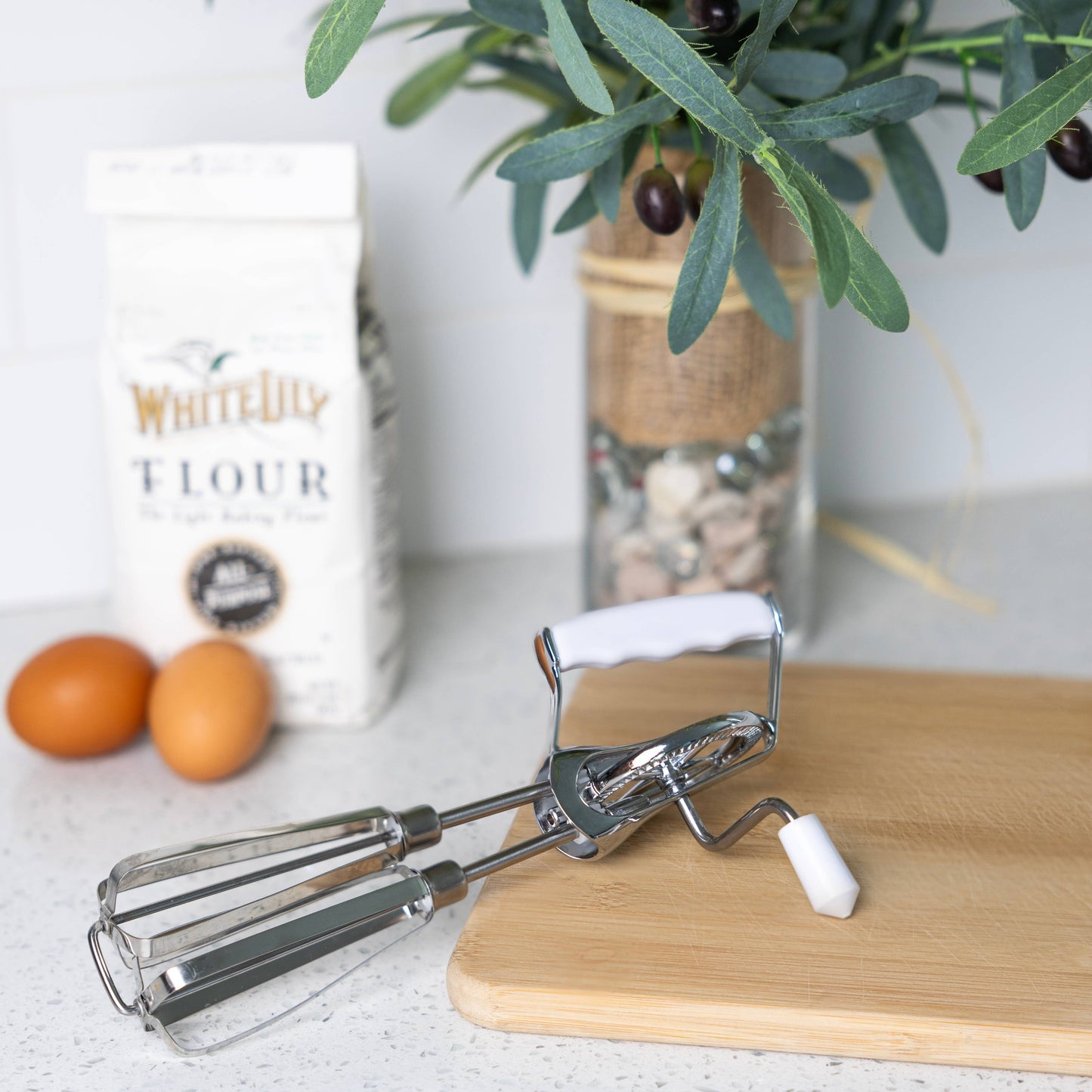 Fox Run Stainless Steel Manual Hand Mixer, White, 10" x 5"