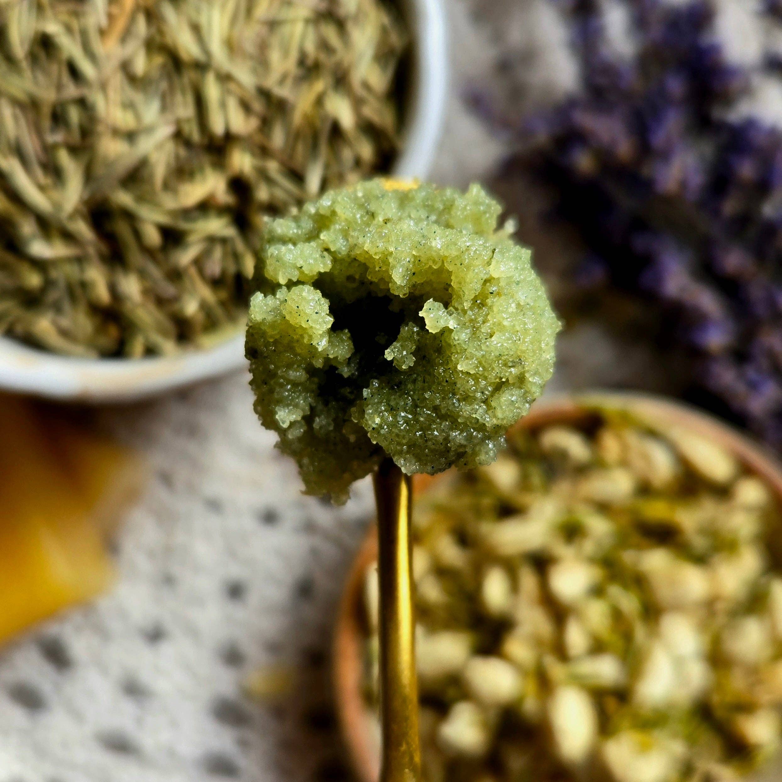 Gnat & Bee Green Sea Salt Scrub