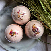 Gnat & Bee Ruby Patchouli: Bath Bomb