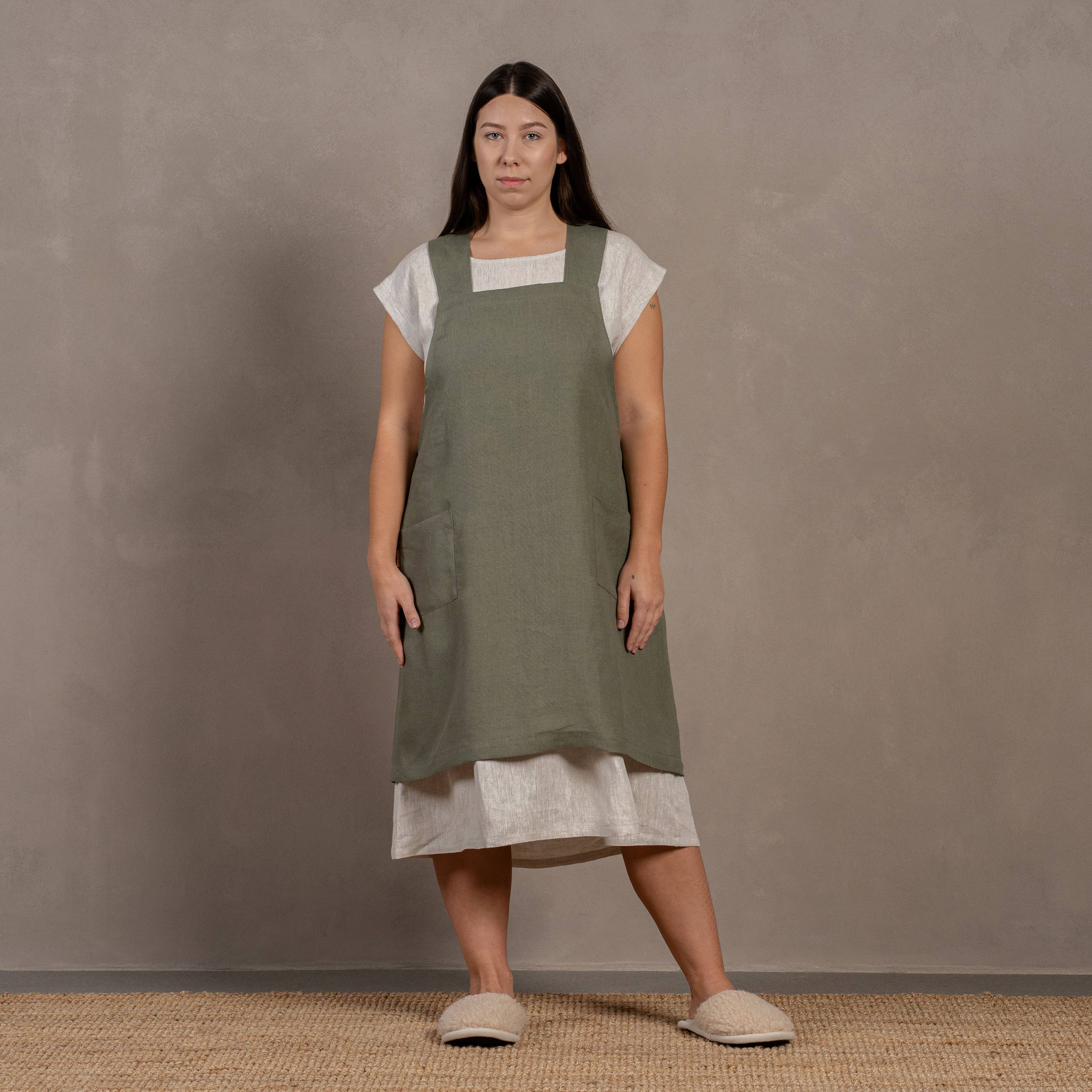 Linen Cross-Back Apron / Stone Green- S/M