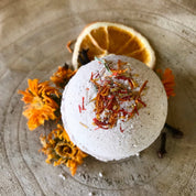 Gnat and Bee I Pomander : Bath Bomb