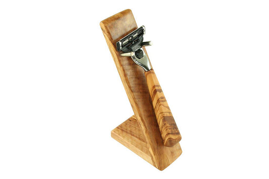 Helgoland shaving stand and Makalu M3 wet razor