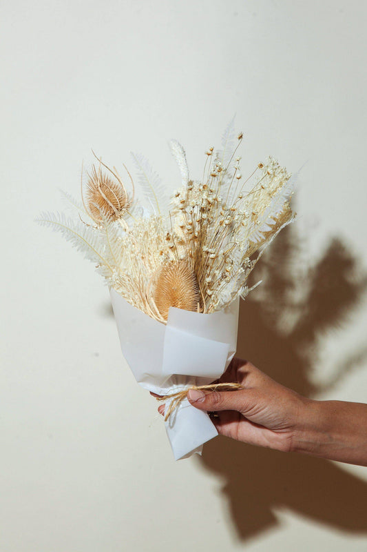 The Snow Bouquet Petite